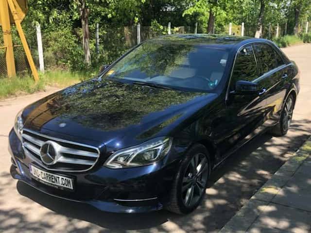 Инфинити QX70 луксозен джип под наем, наличен само при нас Мерцедес е клас под наем за бал и сватба