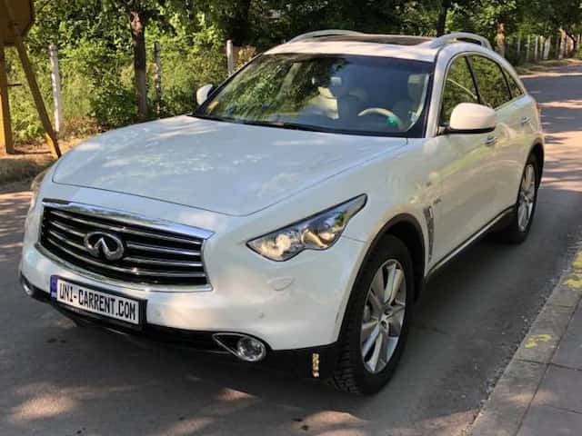 Инфинити QX70 луксозен джип под наем, наличен само при нас Инфинити QX70 луксозен джип под наем, наличен само при нас